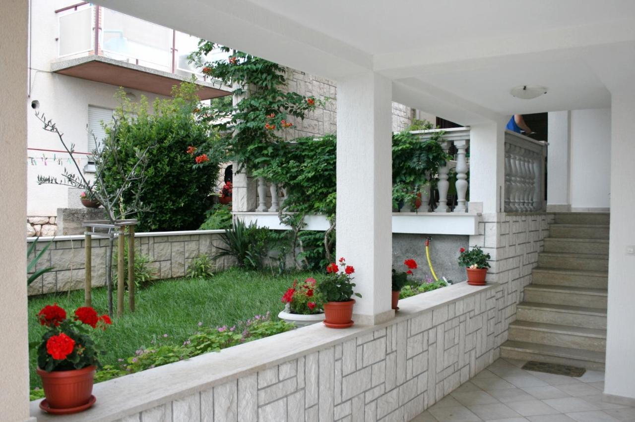 Apartments With A Parking Space Novi Vinodolski - 5593 Dış mekan fotoğraf